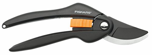 Fiskars Bypass-Gartenschere für frische Äste und Zweige, Antihaftbeschichtet, Hochwertige Stahl-Klingen, Länge 20 cm, Schwarz/Orange, SingleStep, P26, 1000567
