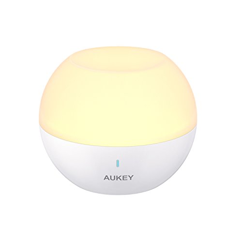 AUKEY Nachtlicht Kind, mini tragbare wiederaufladbare Nachttischlampe, IP65 Wasserdicht & Sturzfest, Mobile Wandlampe Wandleuchte mit Farbwechsel RGB, Dimmbares Weiß & Warm Licht (Weiß)