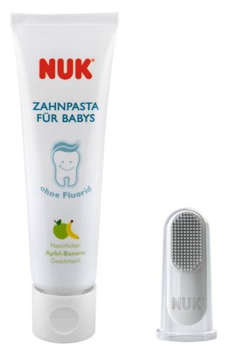 NUK 10256396 Mundpflege-Set mit Baby-Zahnpasta und natürlichem Apfel-Banane Geschmack, incl. Fingerzahnbürste, BPA frei, ohne Fluorid, 1 Stück