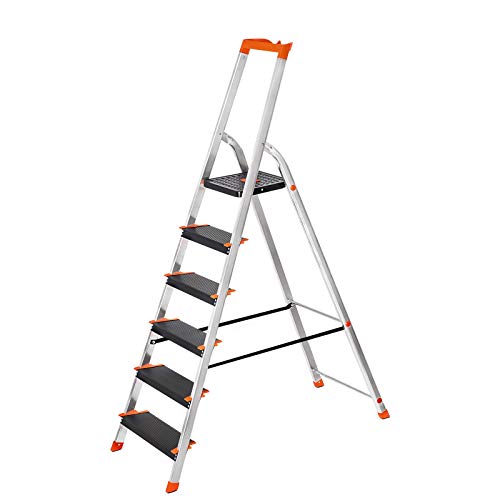 SONGMICS Leiter 6 Stufen, Aluleiter mit 12 cm breiten Stufen, Stehleiter mit Werkzeugschale, Klappleiter mit Anti-Rutsch-Füßen, max. statische Belastbarkeit 150 kg GLT06BK