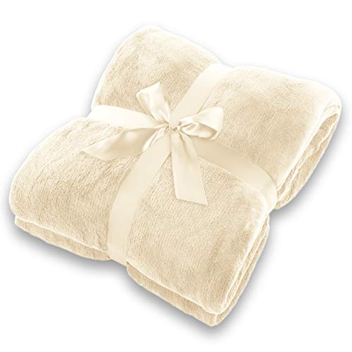 Gräfenstayn Kuscheldecke - verschiedene Größen und Farben - Microfaserdecke Wohn-Decke Tagesdecke - Flanell Mikrofaser-Flausch (Creme, 240x220 cm)
