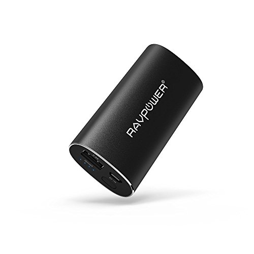 RAVPower 6700mAh Kompakte Powerbank, Externer Akku, Handy Ladegerät mit iSmart für iPhone XS Max/XR/XS/X / 8/8 Plus / 7 / 6s / 6 Plus, iPad, Galaxy, Huawei, MP3 Player und viele mehr