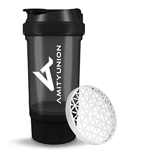 Protein Shaker 700 ml FYRA mit Pulverfach von AMITYUNION - Eiweiß Shaker auslaufsicher - BPA frei - Sieb und Skala für Whey und BCAA Shakes, Gym Fitness Becher für Isolate, Sport Konzentrate in Schwarz