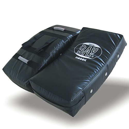 BAY 'HOOOK' 72x37x16 cm ''doppelschichtiges'' Schlagpolster, GROSS, Schlagkissen, Trittkissen, Kickpolster, Pratze Pratzen Bodyshield Kickboxen Thaiboxen Muay Thai K1 MMA Karate schwarz krumm gekrümmt grosses 70 65 75