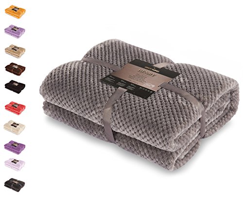 DecoKing 66256 Kuscheldecke 150x200 cm stahl Decke Microfaser Mikrofaserdecke Fleecedecke Wohndecke Tagesdecke Fleece weich sanft kuschelig skandinavischer Stil grau anthrazit dimgray grey Henry