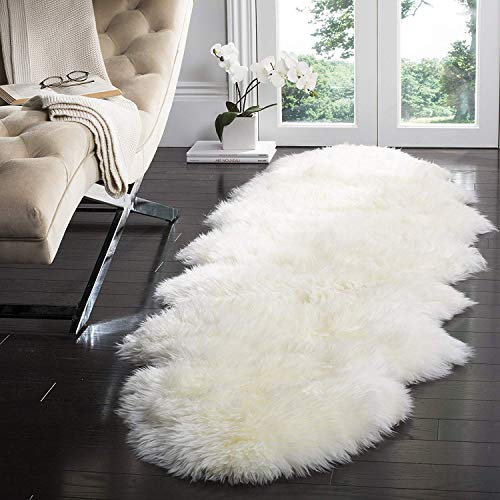 YIHAIC Faux Lammfell Schaffell Teppich, Kunstfell in Super weich Lammfellimitat Teppich Longhair Fell Optik Nachahmung Wolle Bettvorleger Sofa Matte (Weiß, 60 x 160cm)