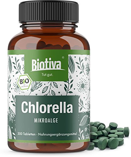 Bio Chlorella Tabletten hochdosiert (300 Stück) - 500mg Presslinge - 100% Rein - Vegane Chlorella Algen Presslinge - OHNE Magnesiumstearat - Abgefüllt und kontrolliert in Deutschland (DE-ÖKO-005)