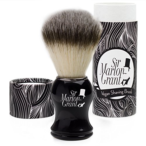 Rasierpinsel Vegan von Sir Marlon Grant, Premium Dachshaar Imitat in Ebenholz Optik - 100% veganer Rasier-Pinsel (Silberspitz Dachs Kunsthaar) für perfekten Rasierschaum, Set mit edler Zylinderbox