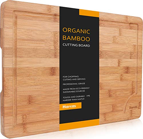 Premium Organic Bambus Schneidebrett von Harcas. Extra große Schneidebrett 44,5 cm x 30 cm x 2 cm. Am besten für Fleisch, Gemüse und Käse. Professional Grade für Stärke und Haltbarkeit. Tropf Groove