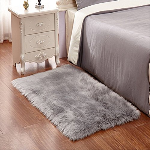 Faux Lammfell Schaffell Teppich ,HEQUN Flauschig Weiche Nachahmung Wolle Teppich Longhair Fell Optik Gemütliches Schaffell Bettvorleger Sofa Matte (Grau, 180 X 80 CM)