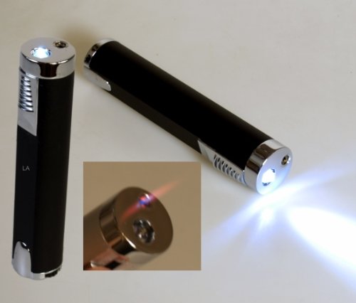 Illume Turbo Tischfeuerzeug mit integrierter Taschenlampe schwarz